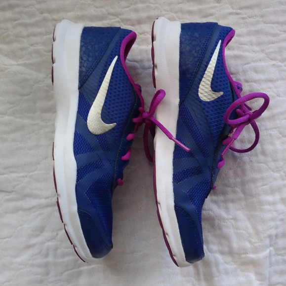 nike core motion tr 2 mesh